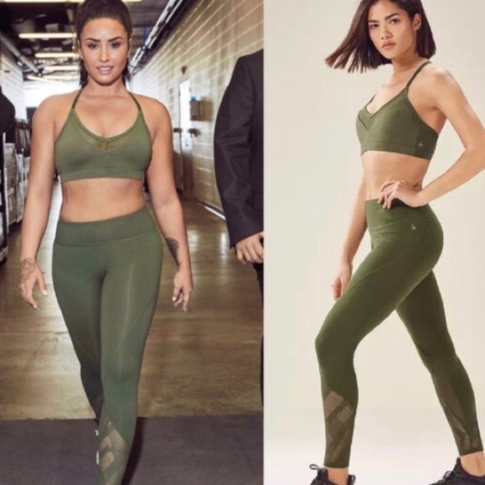 Fabletics Demi Collection Capri 7/8 Leggings- M